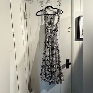 ANTHROPOLOGIE Black and White Floral midi Dress